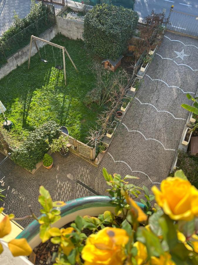 B&B I Tre Gatti ペザロ エクステリア 写真